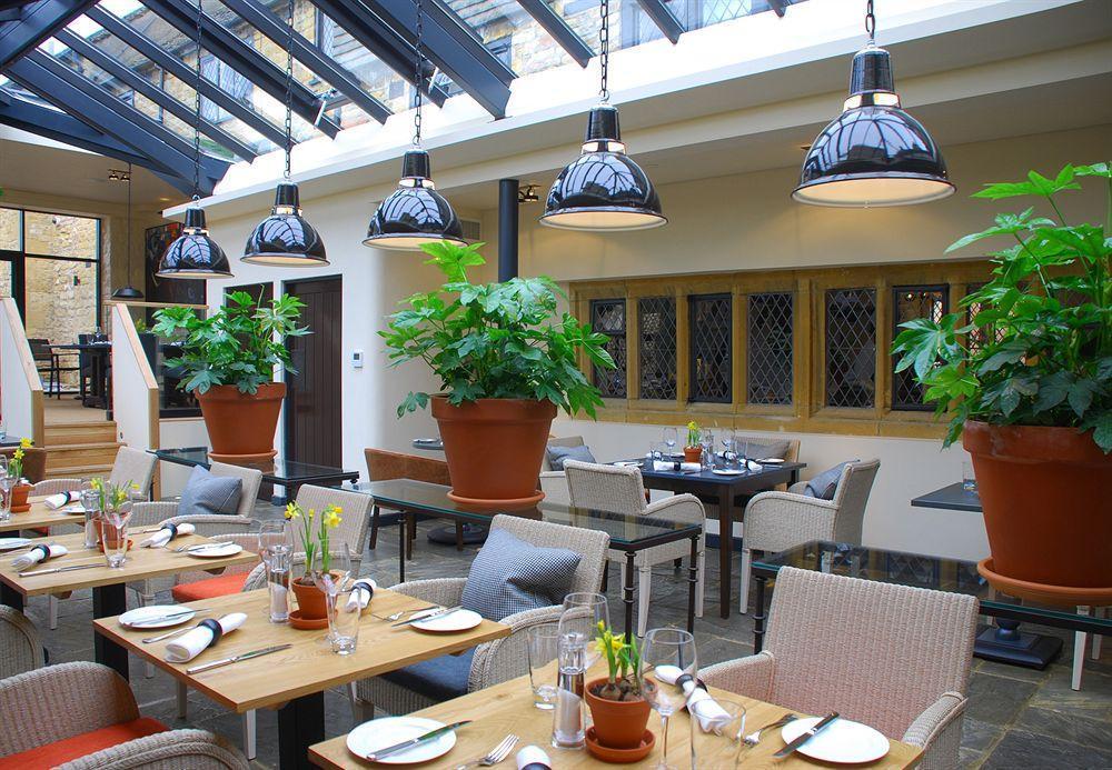 The Broadway Hotel ภายนอก รูปภาพ